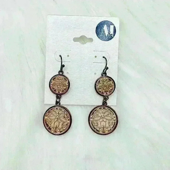 A&I Statement Earrings - Picture 1 of 3
